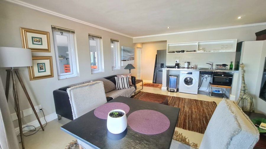 To Let 1 Bedroom Property for Rent in Thesen Islands Western Cape